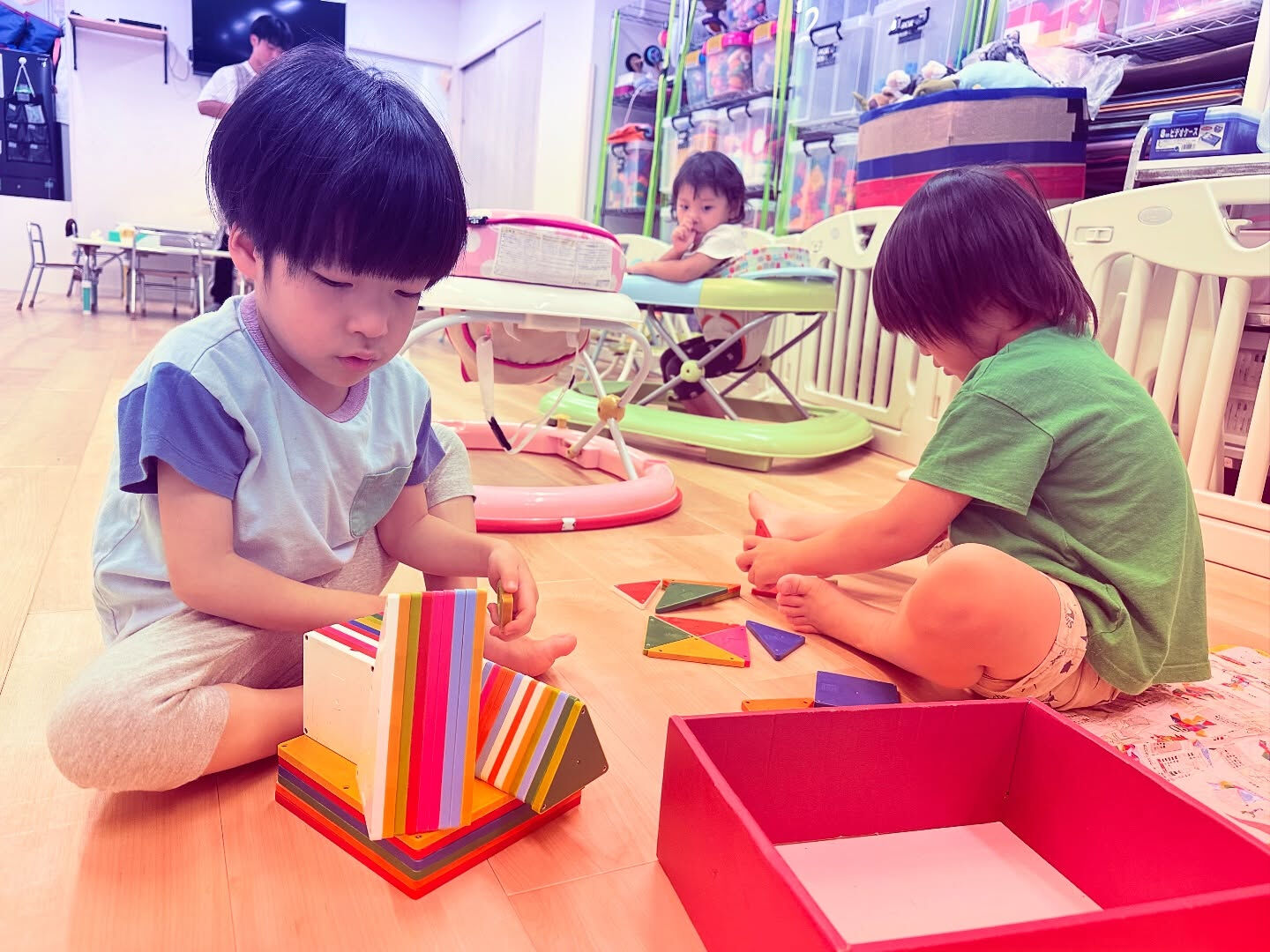 【神戸三ノ宮の24時間保育所ネバーランド】★8/5(火)夜部